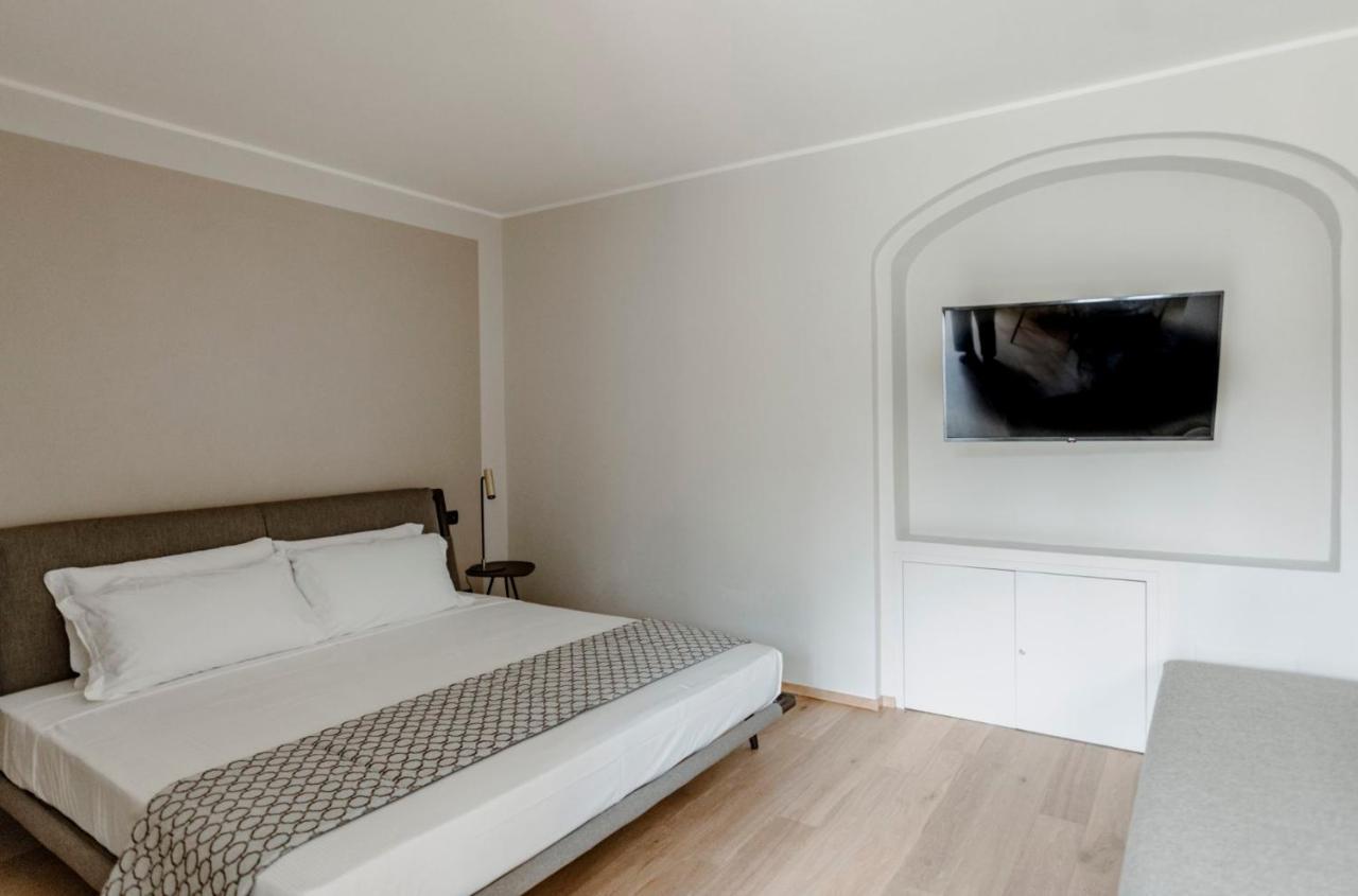 Parco Reala // Rural - Luxury - Rooms Corneliano d'Alba Eksteriør bilde