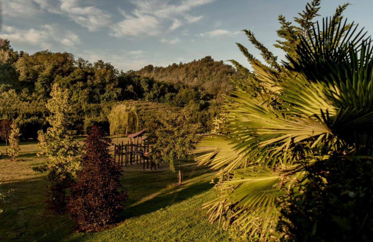 Parco Reala // Rural - Luxury - Rooms Corneliano d'Alba Eksteriør bilde